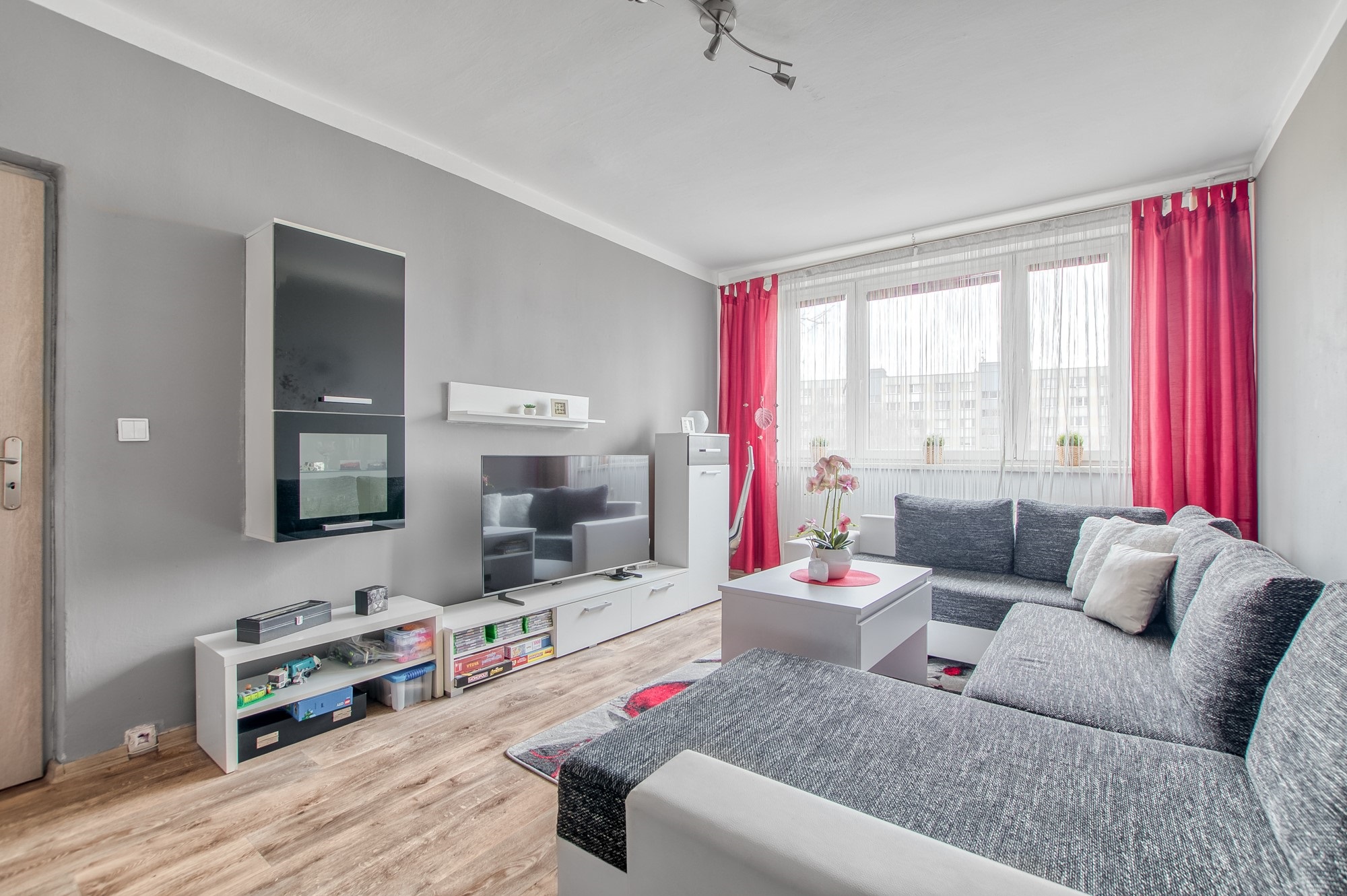 Prodej družs. bytu o velikosti 1+1/35 m2 na ul. Slovenská, Karviná - Hranice