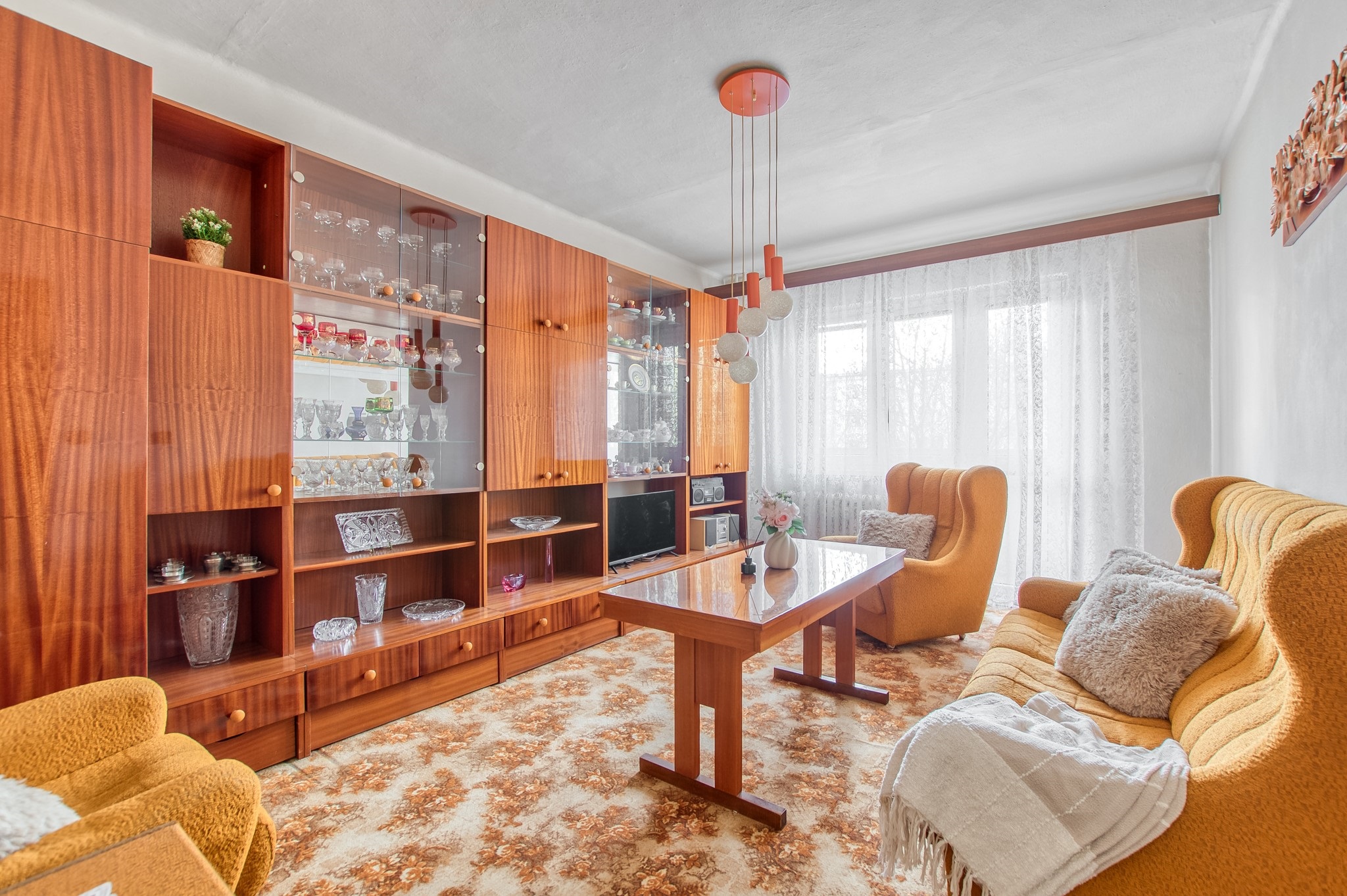 Prodej bytu v os. vlast. 2+1+lodžie/55 m2 na ul. Tř. Těreškovové, Karviná - Mizerov