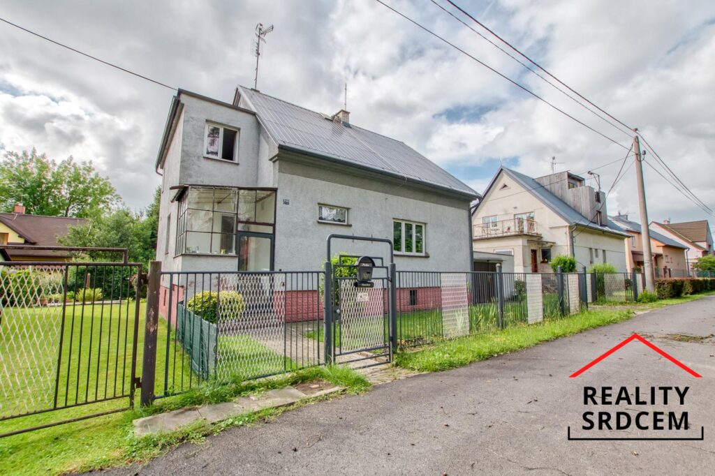 Prodej rodinného domu o velikosti 4+2/160 m2 a s pozemkem 839 m2 na ul. Nad Vlečkou, Orlová – Poruba