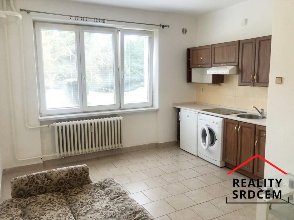 Pronájem družs. bytu 1+kk/21m2 na ul. U Lesa, Karviná – Ráj