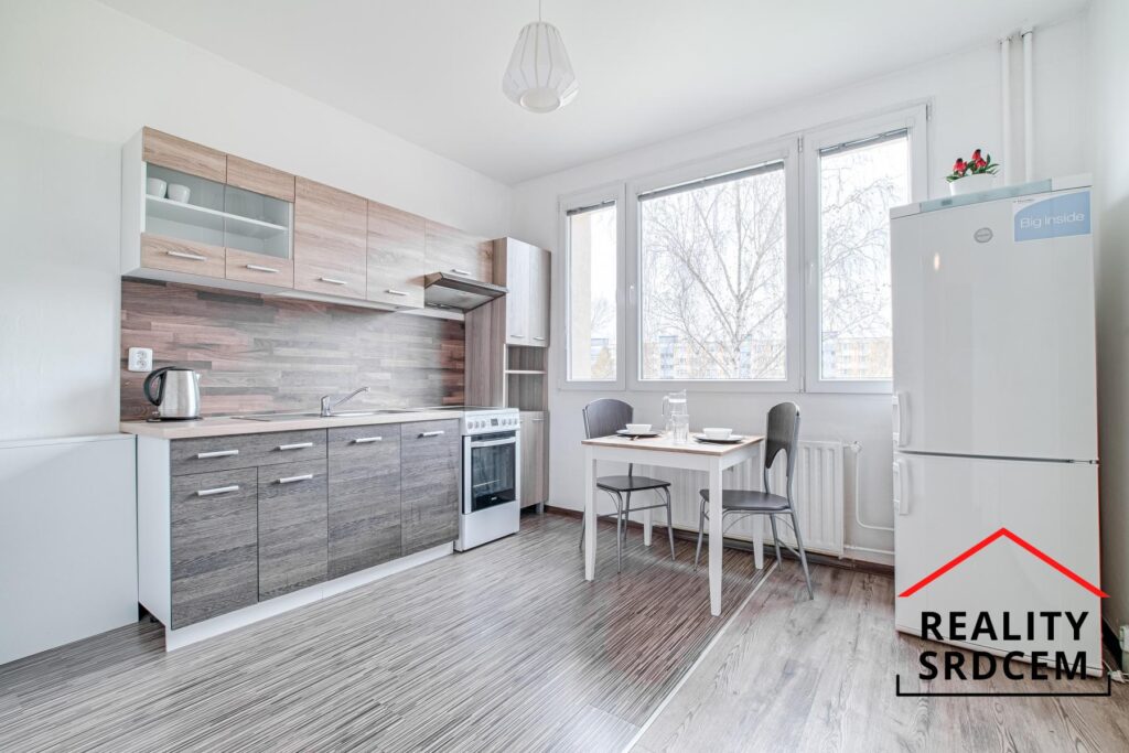 Pronájem bytu 2+kk/38m2 na ul. Čsl. Armády, Karviná – Hranice