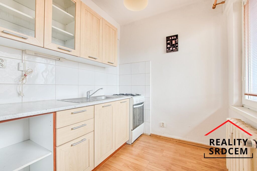 Pronájem družs. bytu 1+1+balkon/35m2 na ul. Žižkova, Karviná – Hranice