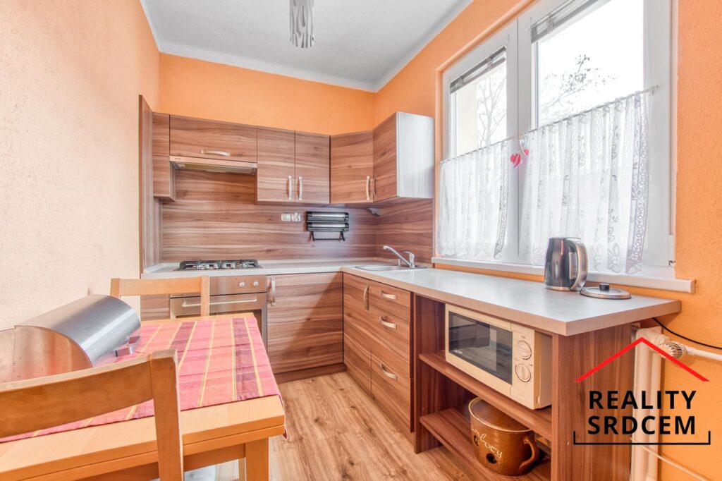 Pronájem bytu v os. vl. 2+1+lodžie/54m2 na ul. Ciolkovského, Karviná – Ráj