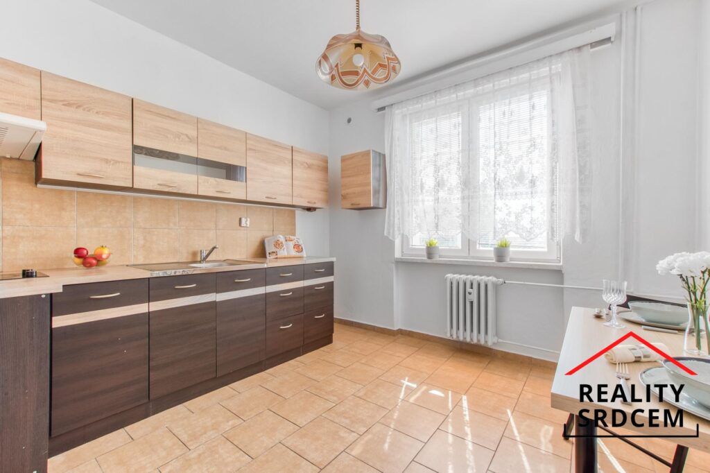 Pronájem bytu v os. vl. 1+1/39m2 na ul. Závodní, Karviná – Nové město