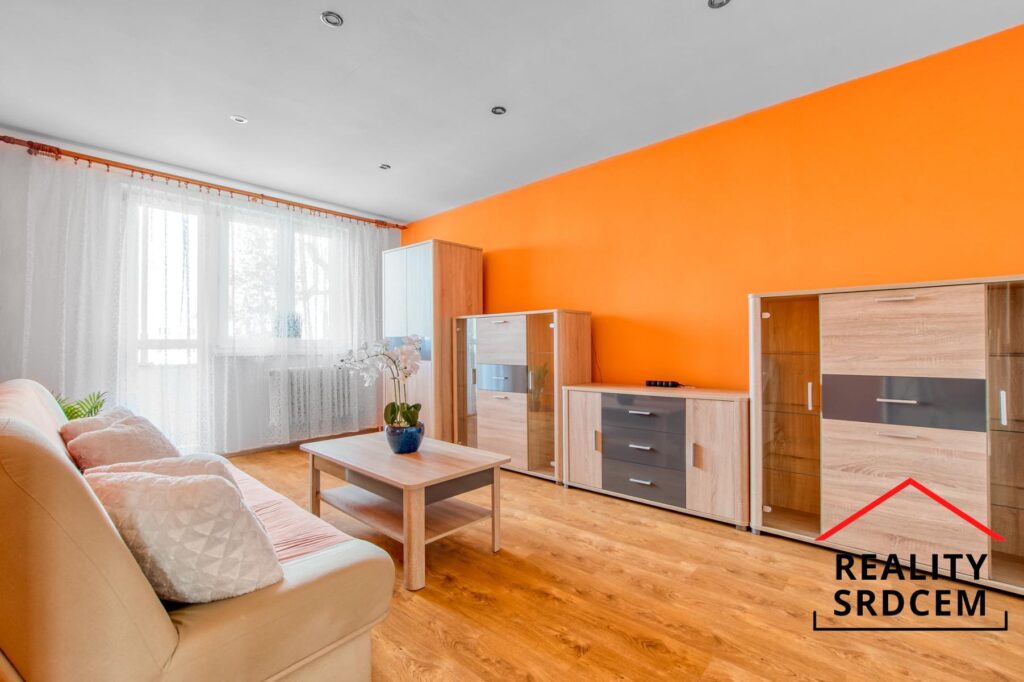 Prodej bytu v os. vl. 2+1+lodžie/54m2 na ul. Haškova, Karviná – Ráj