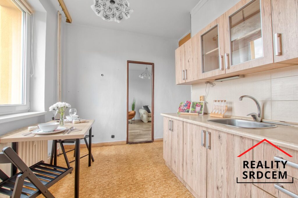 Prodej družs. bytu o velikosti 2+1+lodžie/54m2 na ul. Na Kopci, Karviná – Mizerov