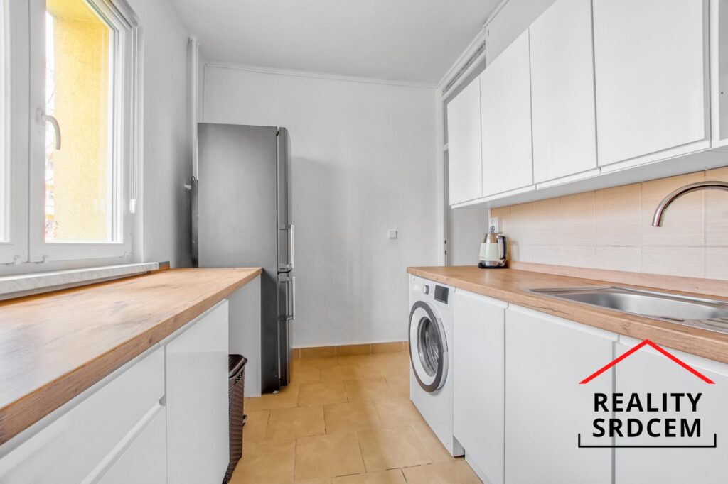 Pronájem družs. bytu 3+1+fr. okno/56m2 na ul. Haškova, Karviná – Ráj