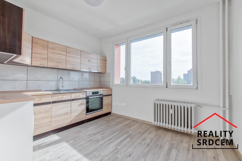 Pronájem bytu v os. vlast. o velikosti 1+1/36 m2 na ul. U Studny, Karviná -Mizerov