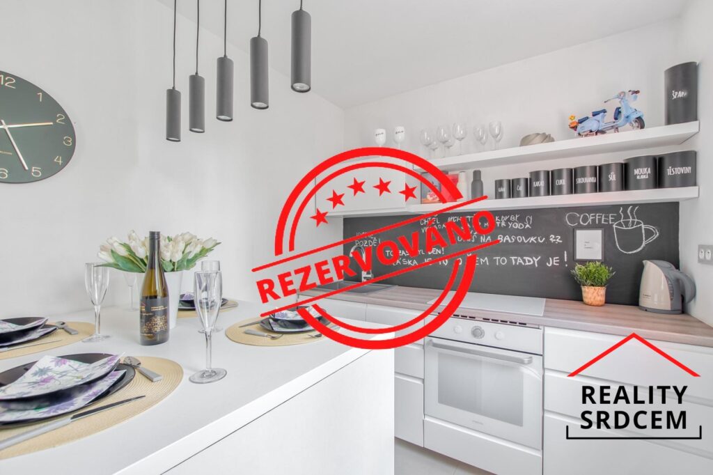 Prodej družs. bytu o velikosti 2+1+zasklená lodžie/55 m2 na ul. Sovova, Karviná – Ráj