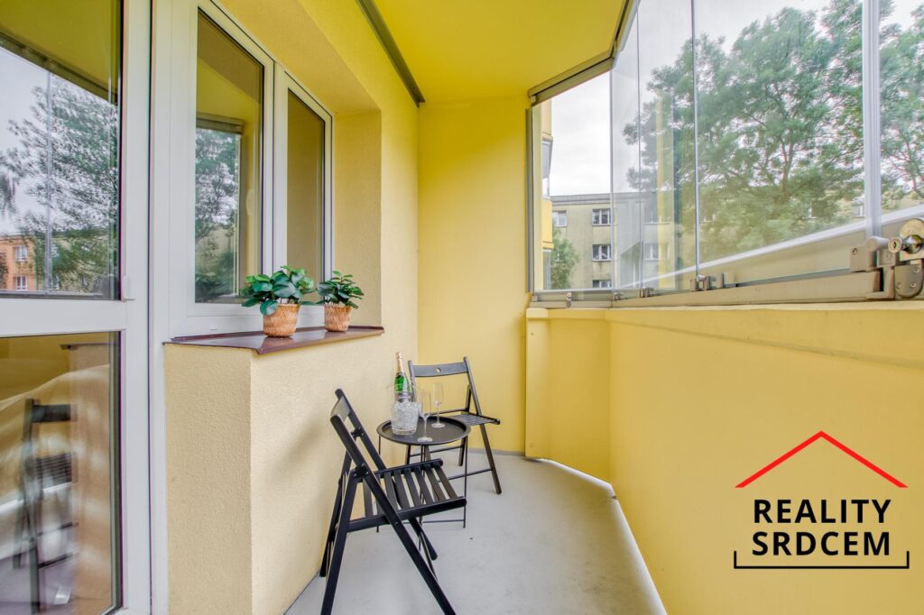 Pronájem bytu v os. vlast. 2+1+lodžie/54 m2 na ul. Čajkovského, Karviná – Mizerov