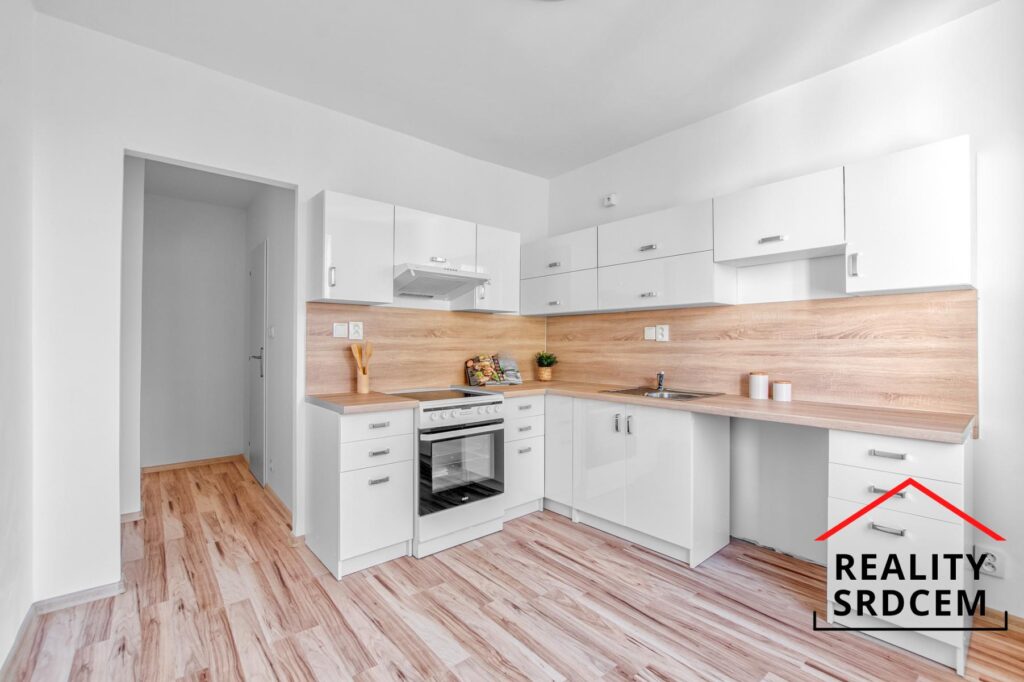 Pronájem družs. bytu 1+1+komora/38 m2 na ul. Dělnická, Karviná – Nové město