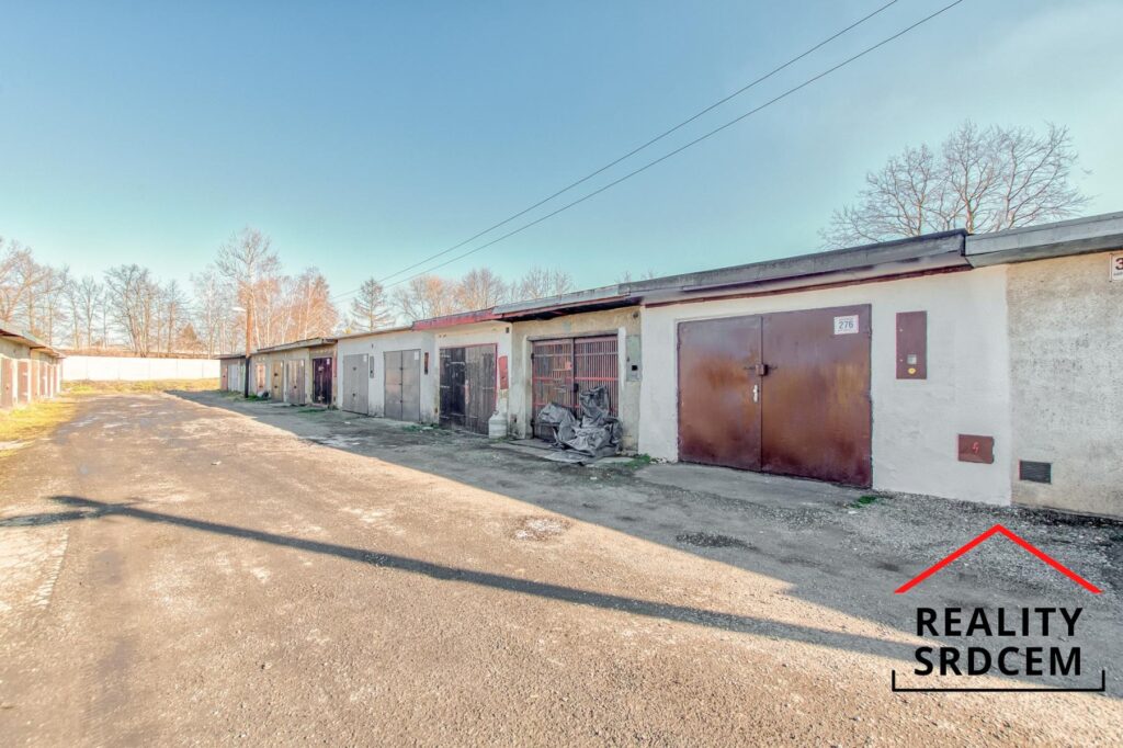 Pronájem garáže/23 m2 na ul. Bohumínská, Karviná – Nové město