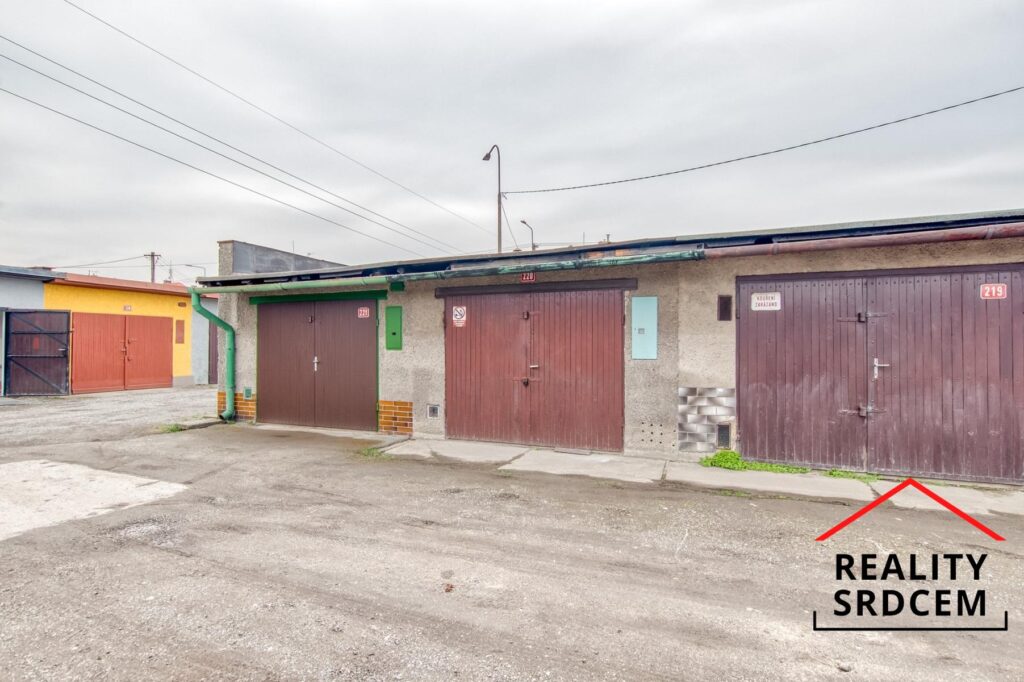 Prodej garáže/22 m2 na ul. Čs. Armády, Starý Bohumín