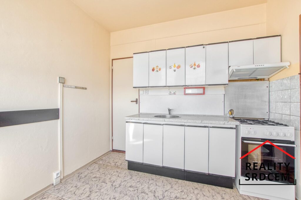 Pronájem družstevního bytu o velikosti 3+1+zasklená lodžie/64 m2 na ul. F. S. Tůmy, Orlová