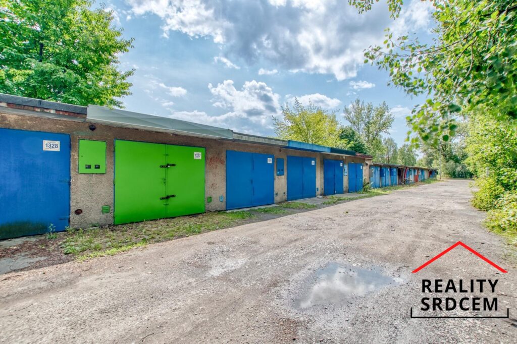 Prodej garáže/20 m2 na ul. Sportovní, Karviná – Nové město