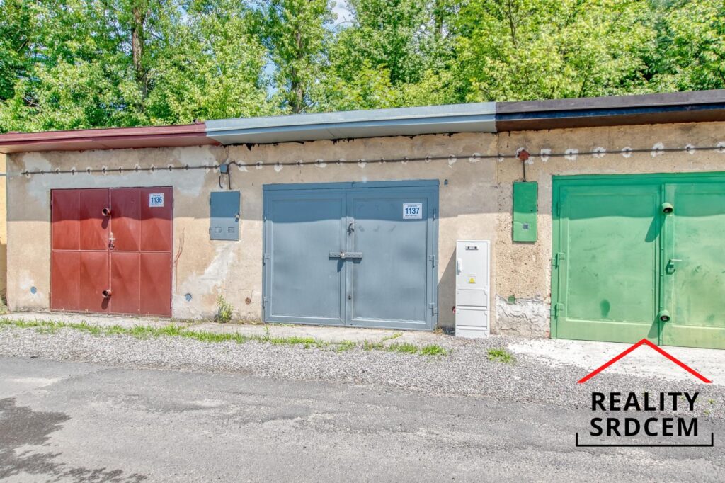 Prodej garáže/21 m2 na ul. Sportovní, Karviná – Nové město