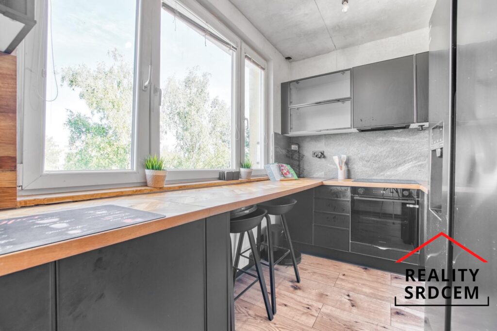 Pronájem družs. bytu o velikosti 2+1+šatna/54 m2 na ul. Flemingova, Karviná – Hranice