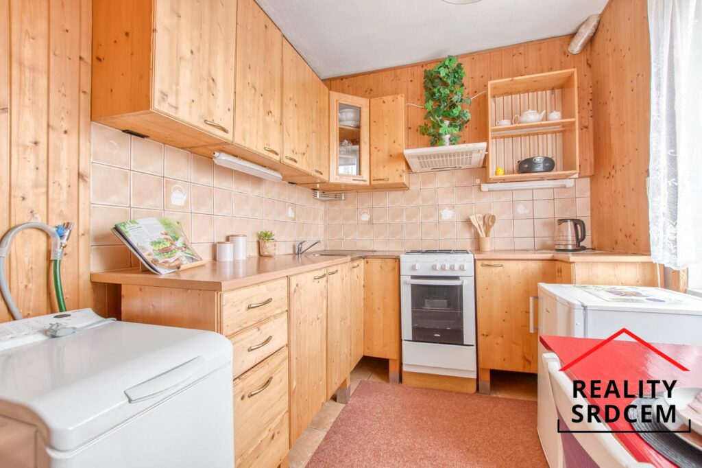 Prodej družs. bytu o velikosti 2+1+lodžie/52m2 na ul. Tř. Těreškovové, Karviná – Mizerov