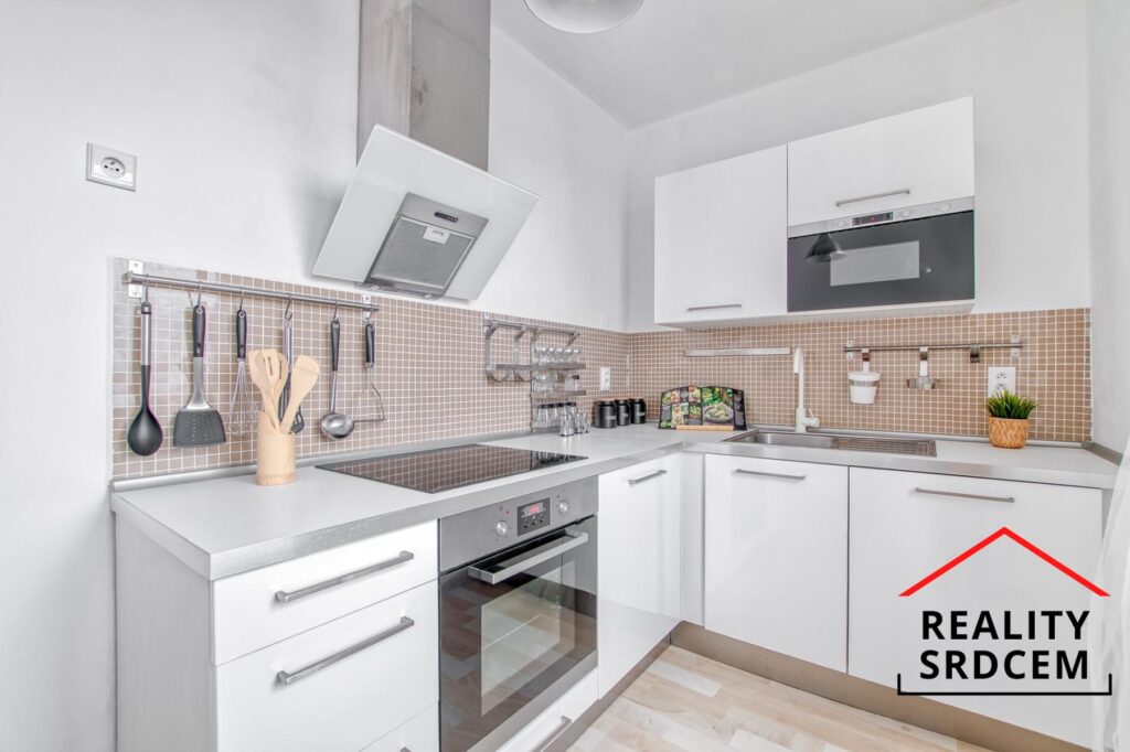 Prodej bytu v os. vlast. 1+1+lodžie/41 m2 na ul. Borovského, Karviná – Mizerov