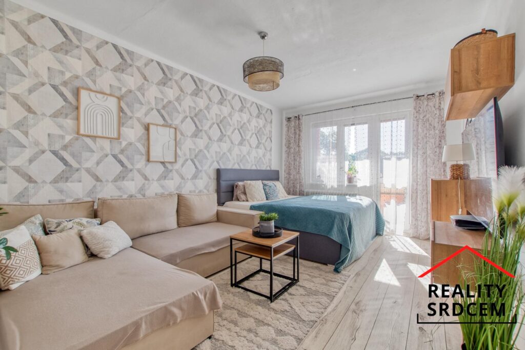 Podnájem družs. bytu o velikosti 2+1+lodžie/55 m2 na ul. U Lesa, Karviná – Ráj